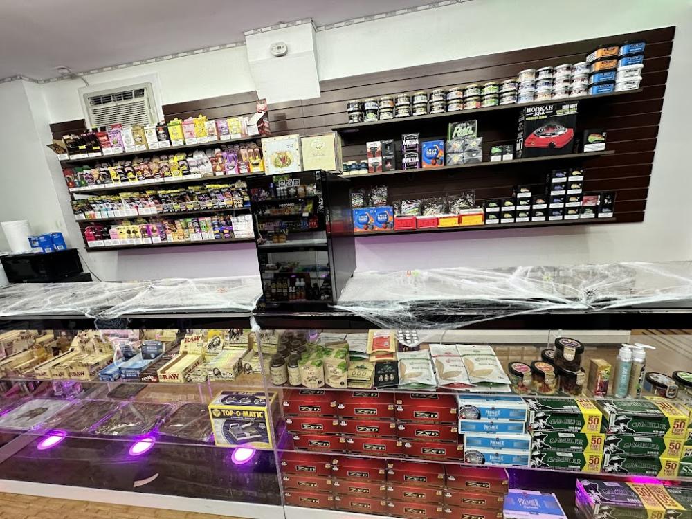 Space Smoke Shop 2